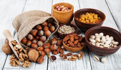 堅(jiān)果 大自然的微型營養(yǎng)寶庫